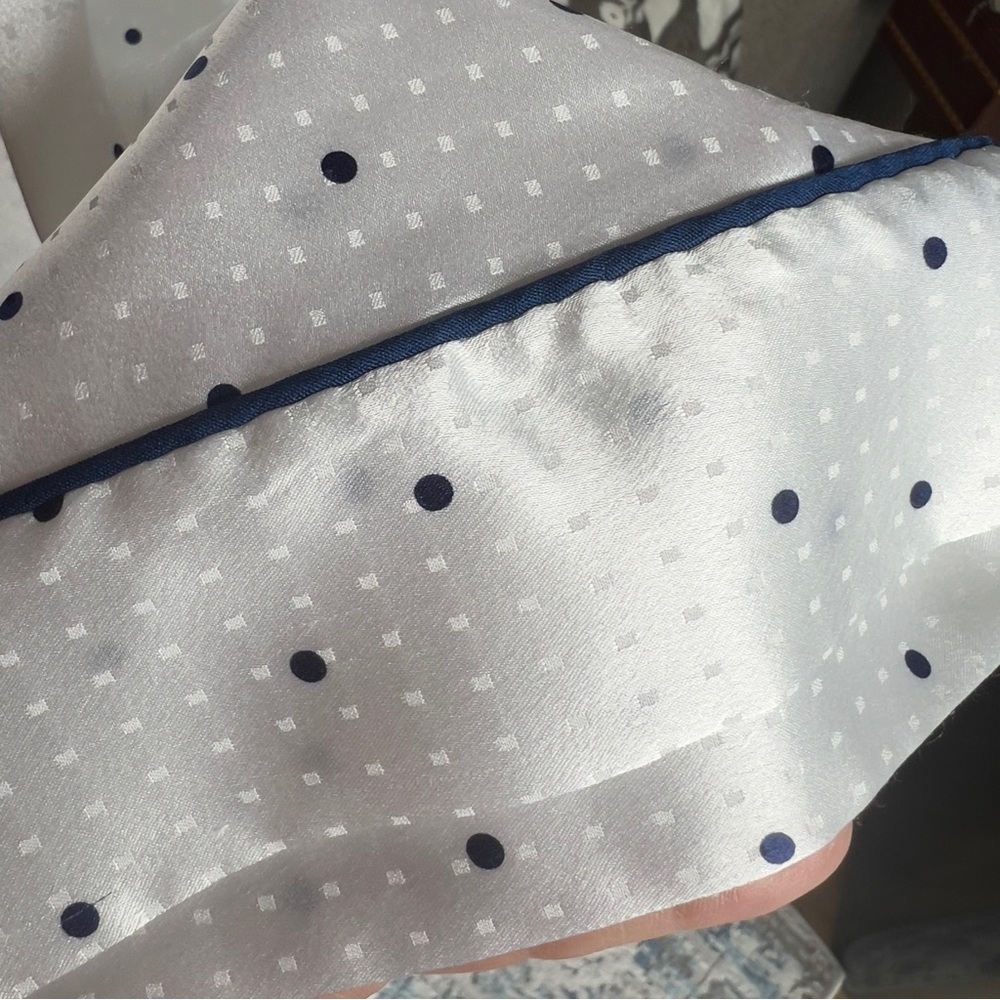 Christian Dior Elegant White Polka Dot Robe w pockets made in USA Sz small - Picture 5 of 9